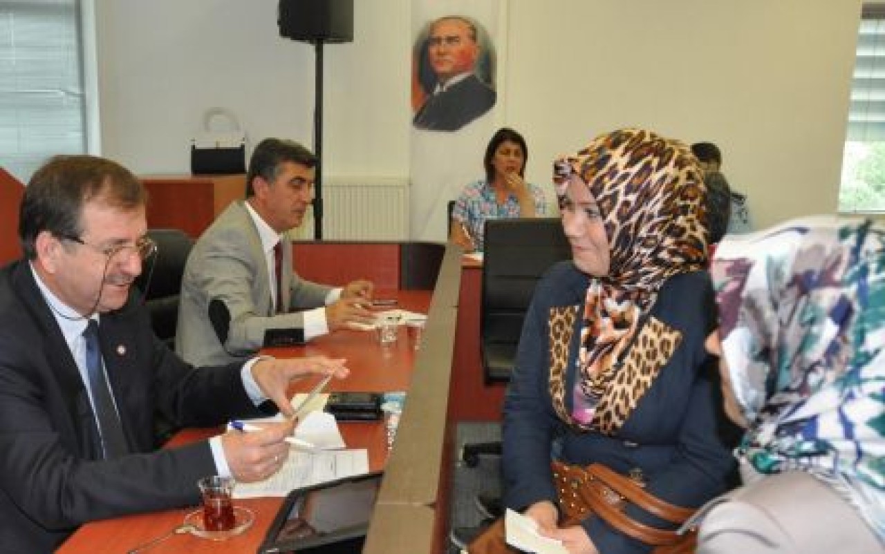 Vatandaş paylaşıyor, belediye dinliyor…