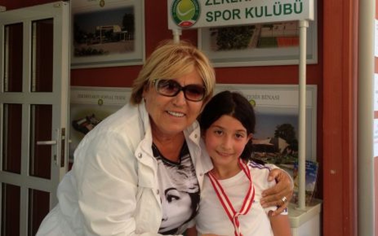 TENİSTE B.ÇEKMECE FARKI