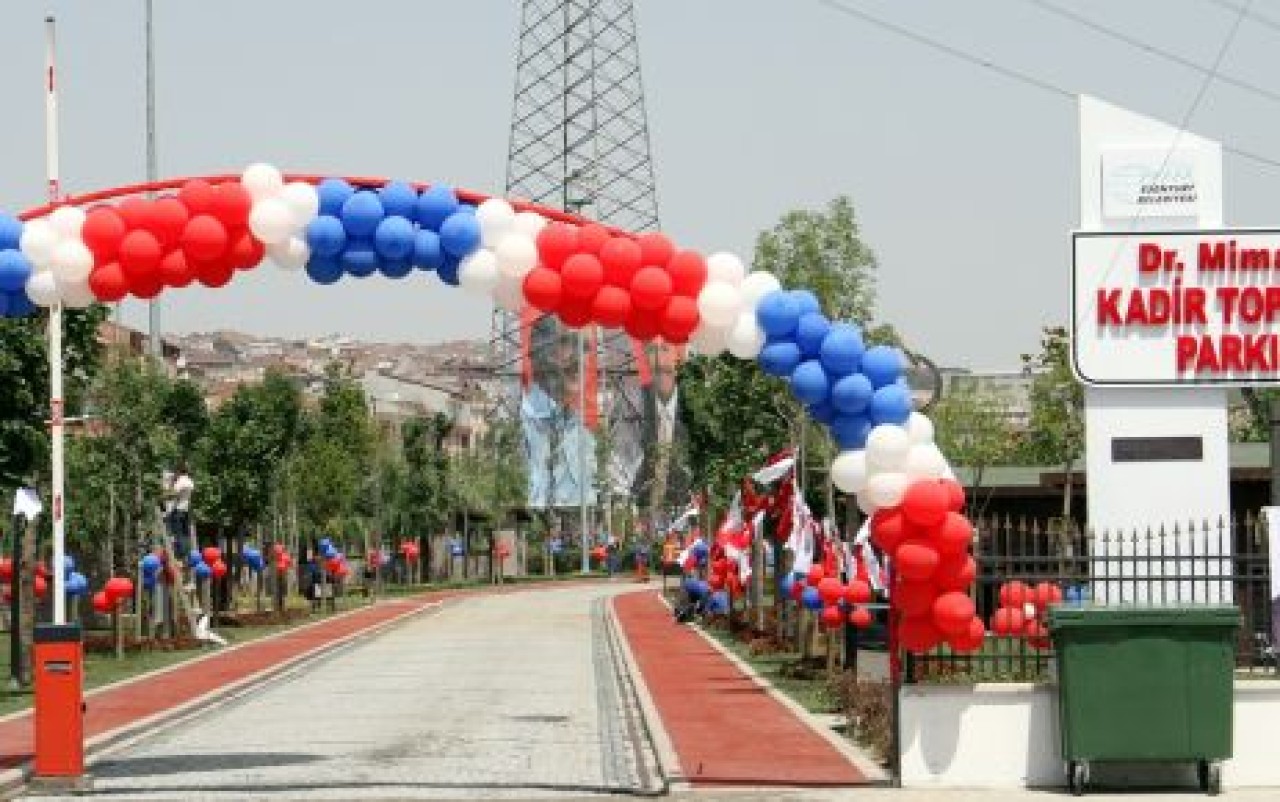 Topbaş'ın ismi verilen park, hizmete açıldı