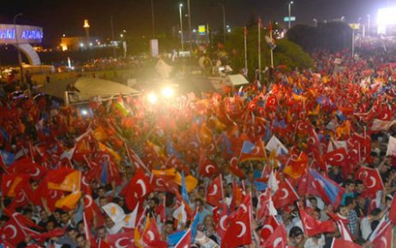 Başbakan yurda döndü...