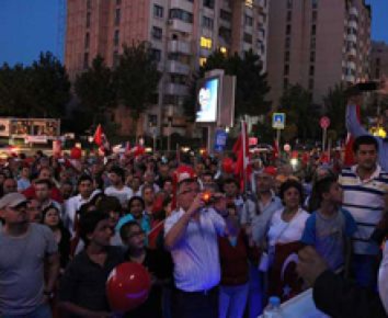 Bahçeşehirlilerden imar tepkisi