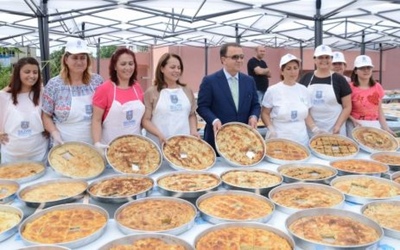 BÖREKLER BAHANE DOSTLUKLAR ŞAHANE