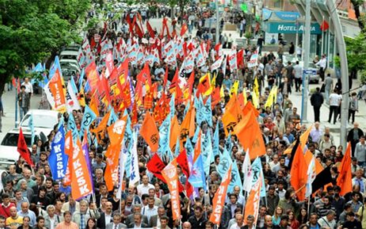 Beş sendika bugün iş bırakıyor