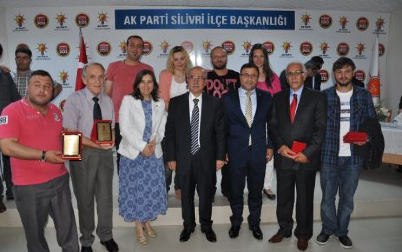 MAYIS AYI DANIŞMA MECLİSİNDE BÜYÜK ÇOŞKU VARDI