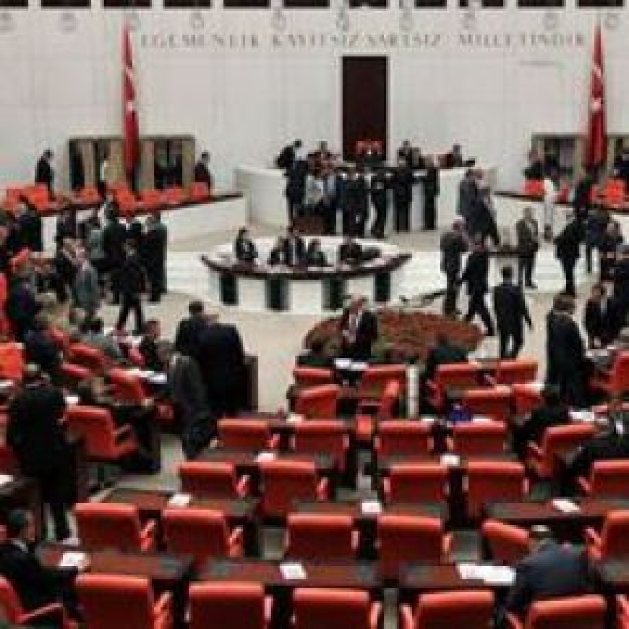 Meclis'te kritik seçim