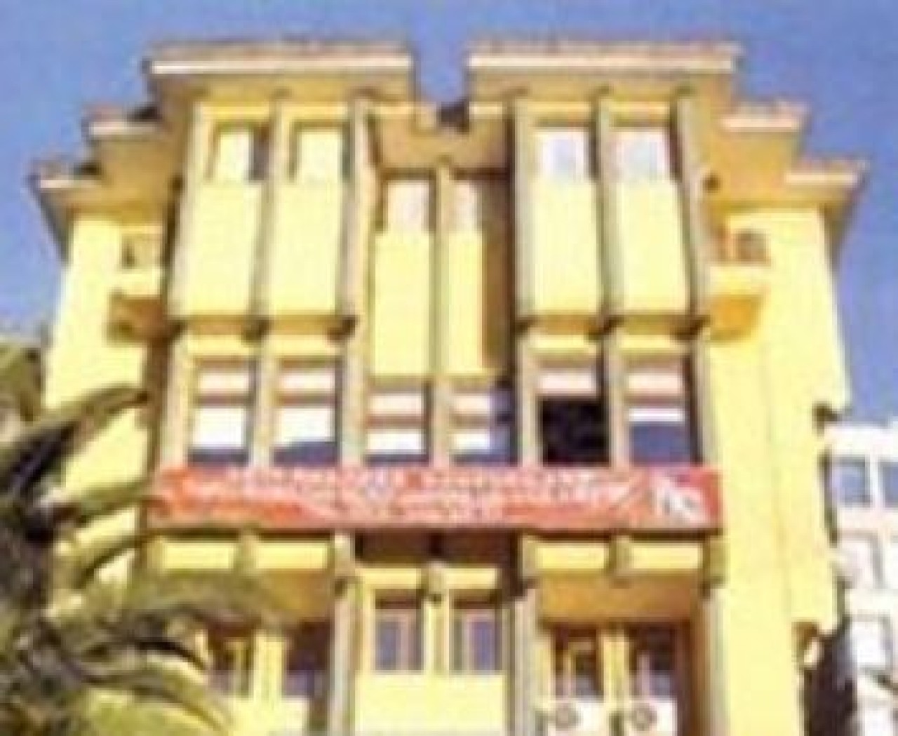 AKP evlendirme dairesini sattı