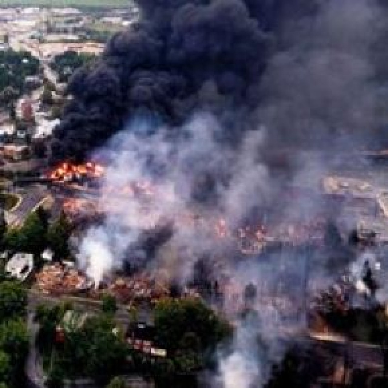 Kontrolden çıktı kasabayı yaktı