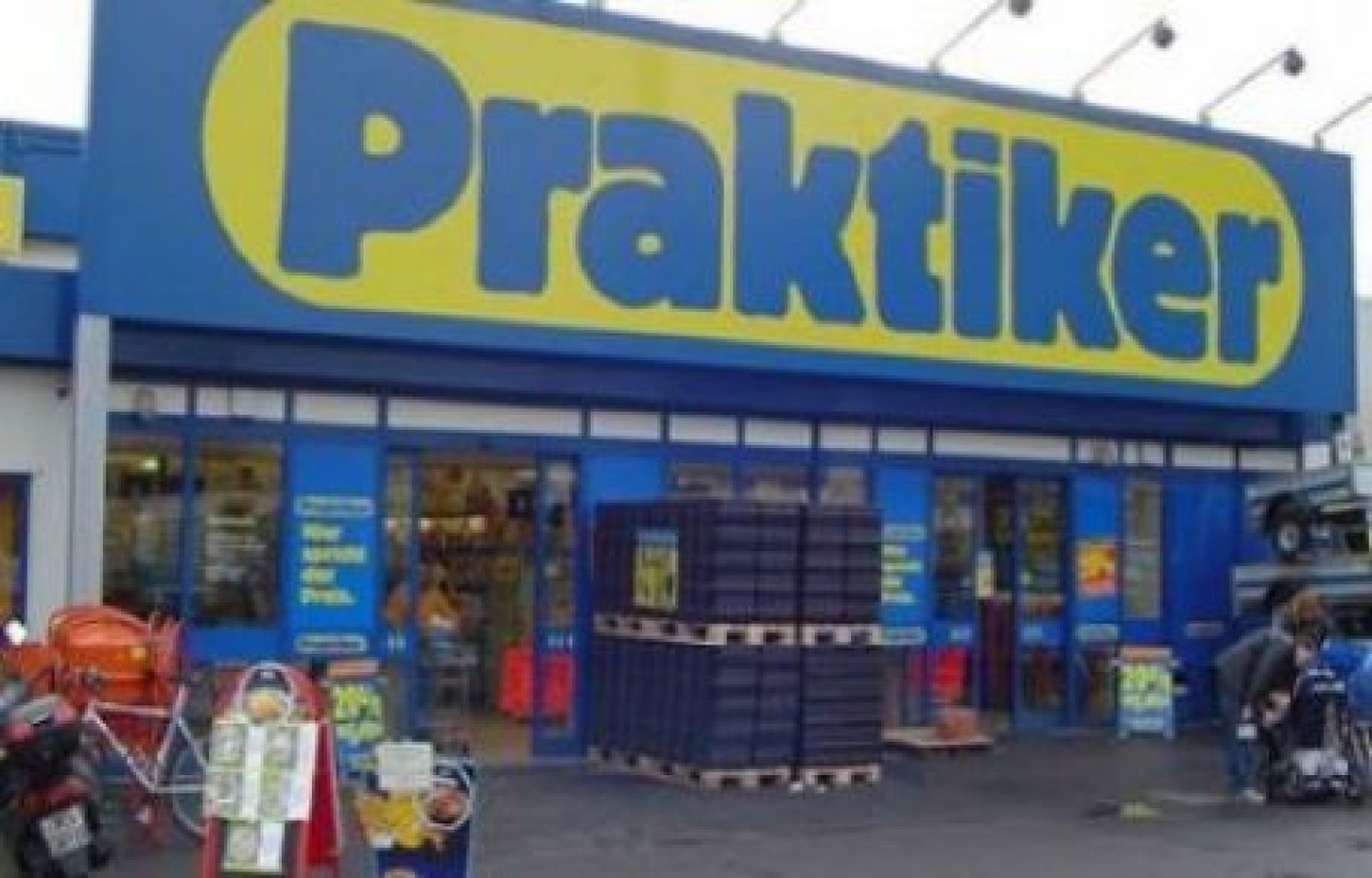 Alman Devi İflas Etti