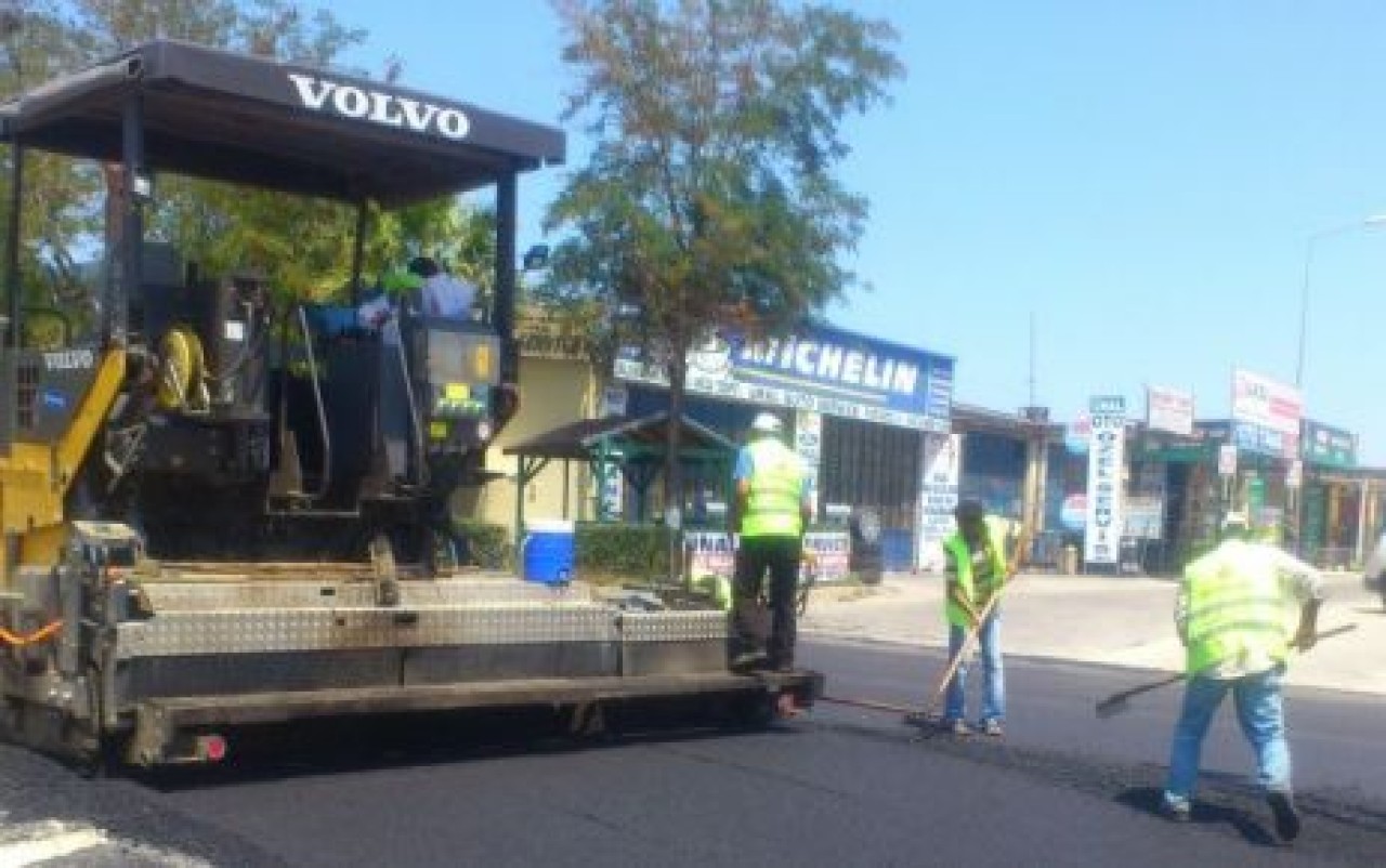 Yeni Sanayi’de asfaltlama devam ediyor