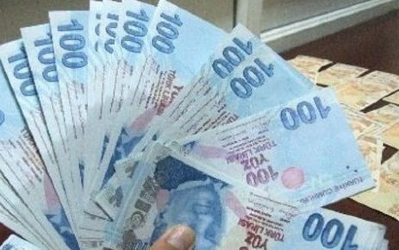 Hükümet İşsize 1500 Lira Maaş Verecek