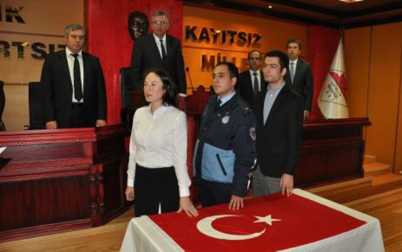 YEMİN ETTİLER, MEMUR OLDULAR