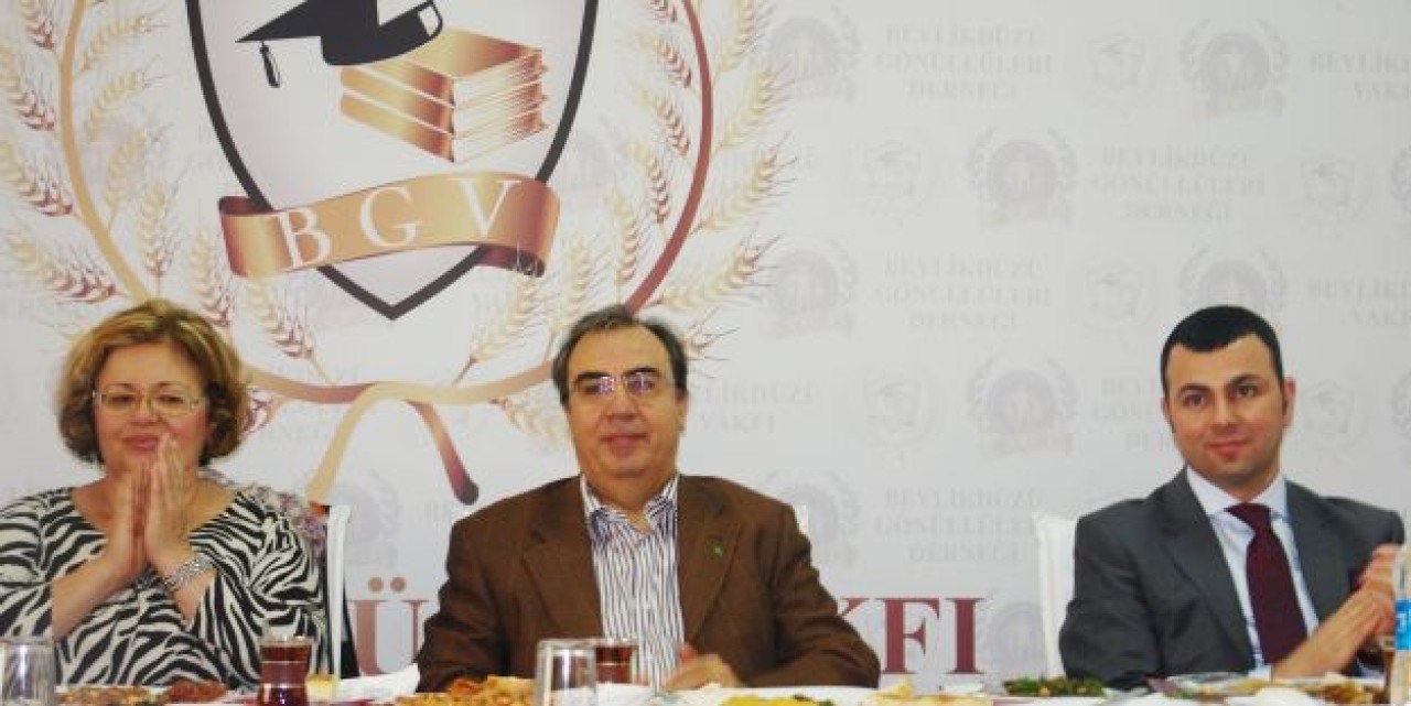 Demirkol, gönüllülerle buluştu