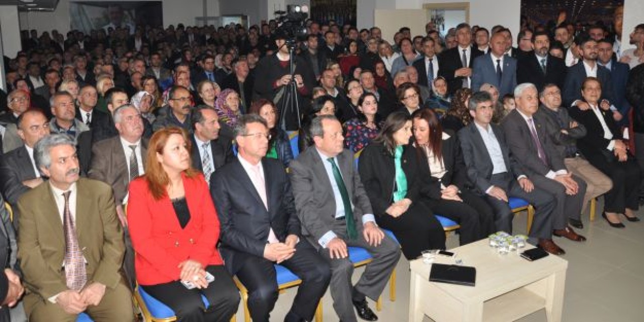 Kandemir saf değişti…