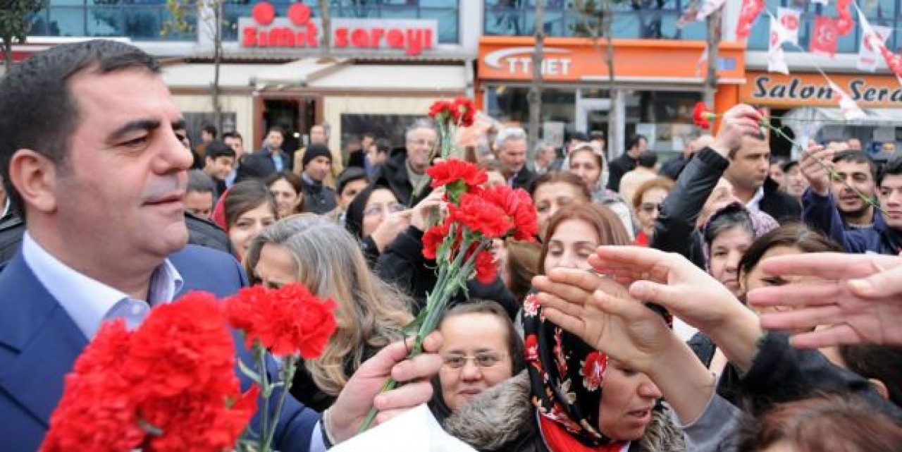 ÇAPAN’DAN KADINLARA YARA BANDI