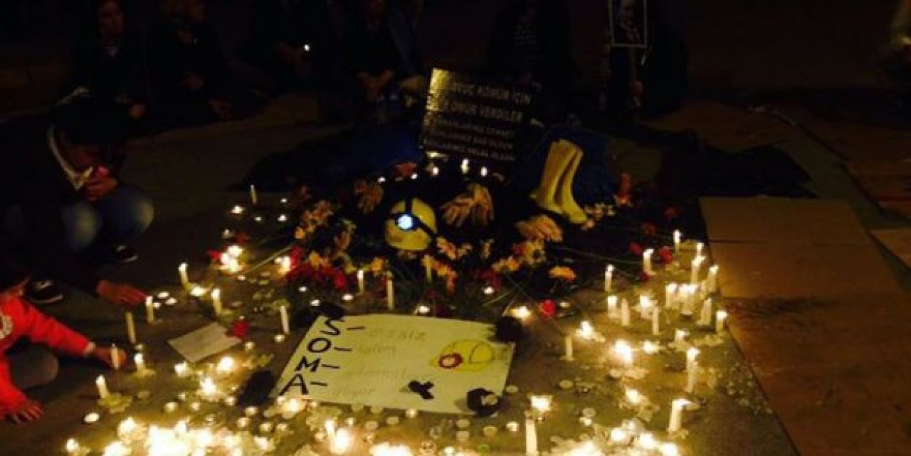 Soma'da Ölen İşçiler İçin Toplandılar