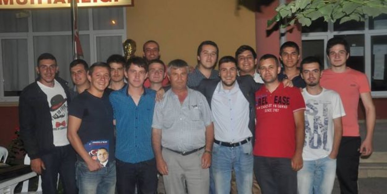 CHP’li gençler ziyaretlerini sürdürüyor