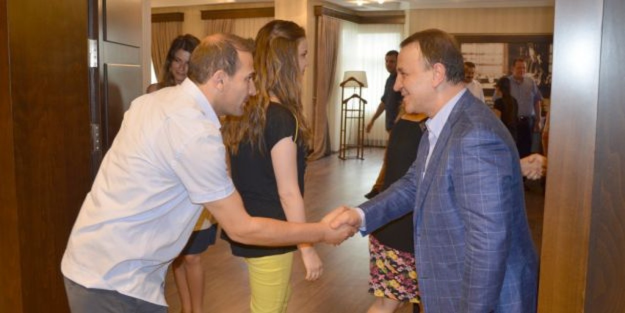 IŞIKLAR PERSONELİYLE BAYRAMLAŞTI