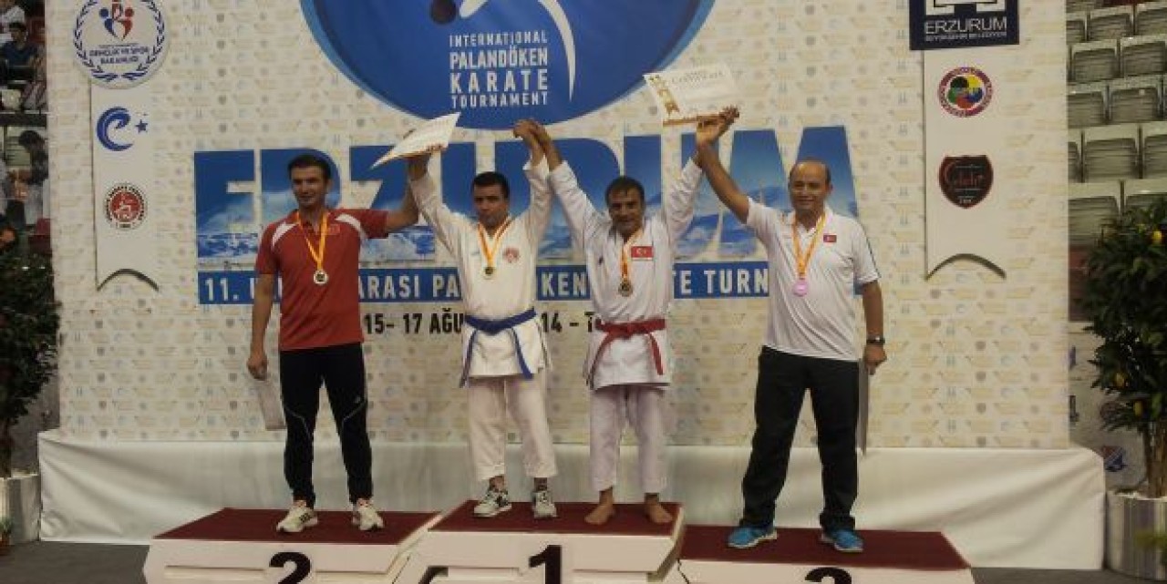 Üci Madalya ya doymuyor..