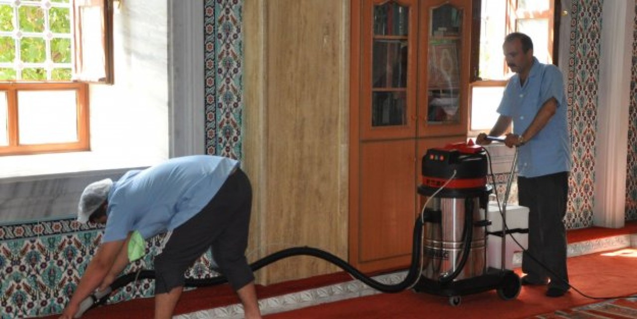 Camiler namaza hazır