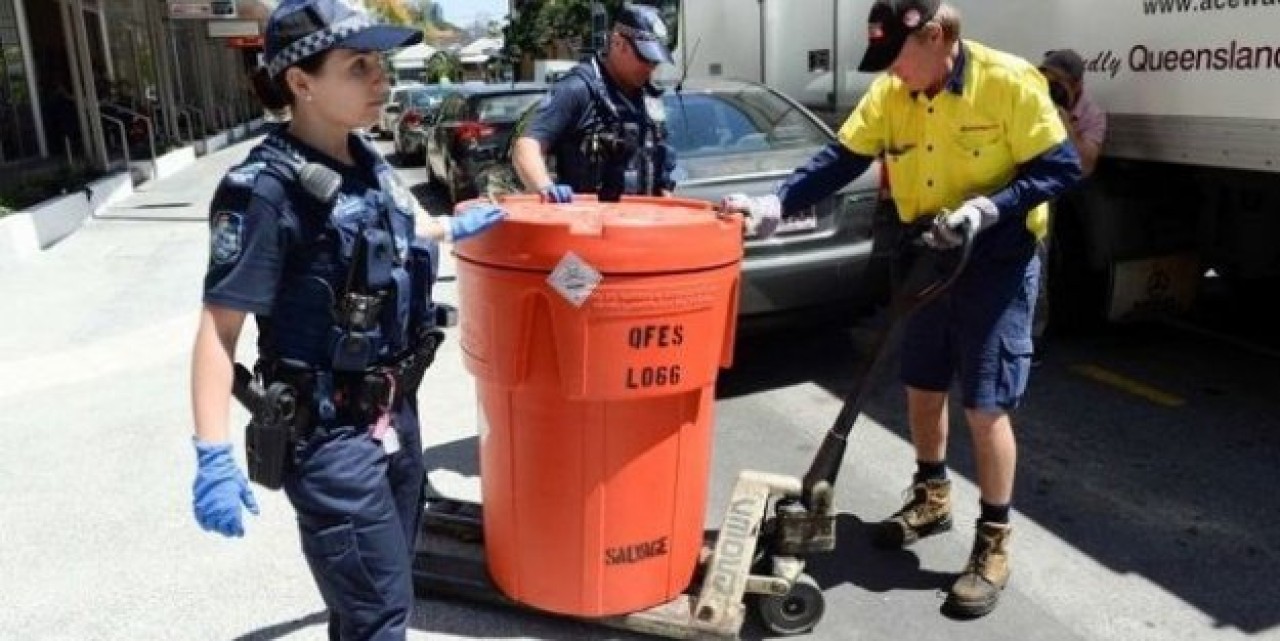 Eşini öldürüp tencerede pişirdi