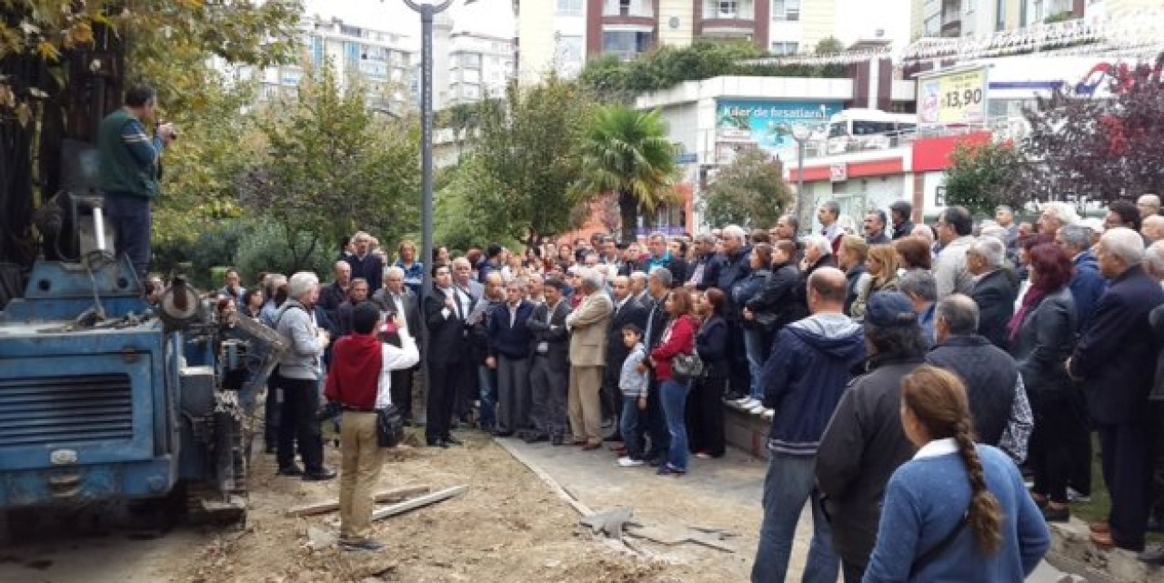 Esenyurt'ta “hat kaydırma” protestosu...