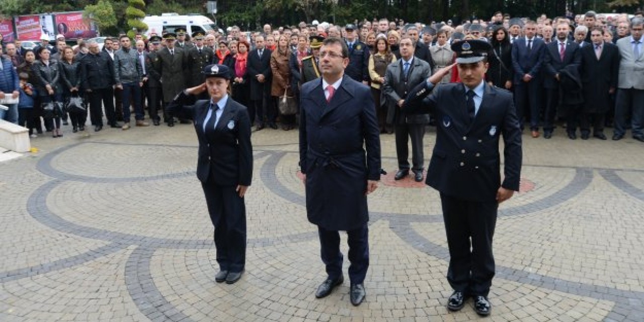 Beylikdüzü'nde Cumhuriyet ateşi yandı