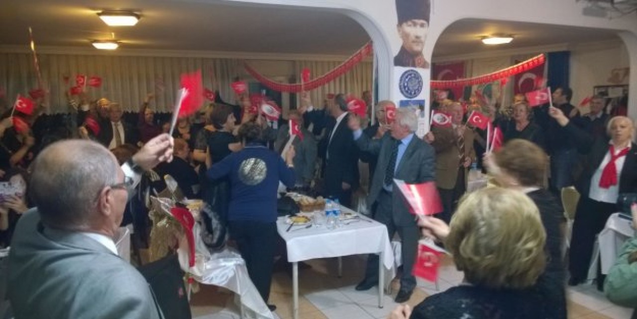 Çevrecilerden Cumhuriyet Balosu