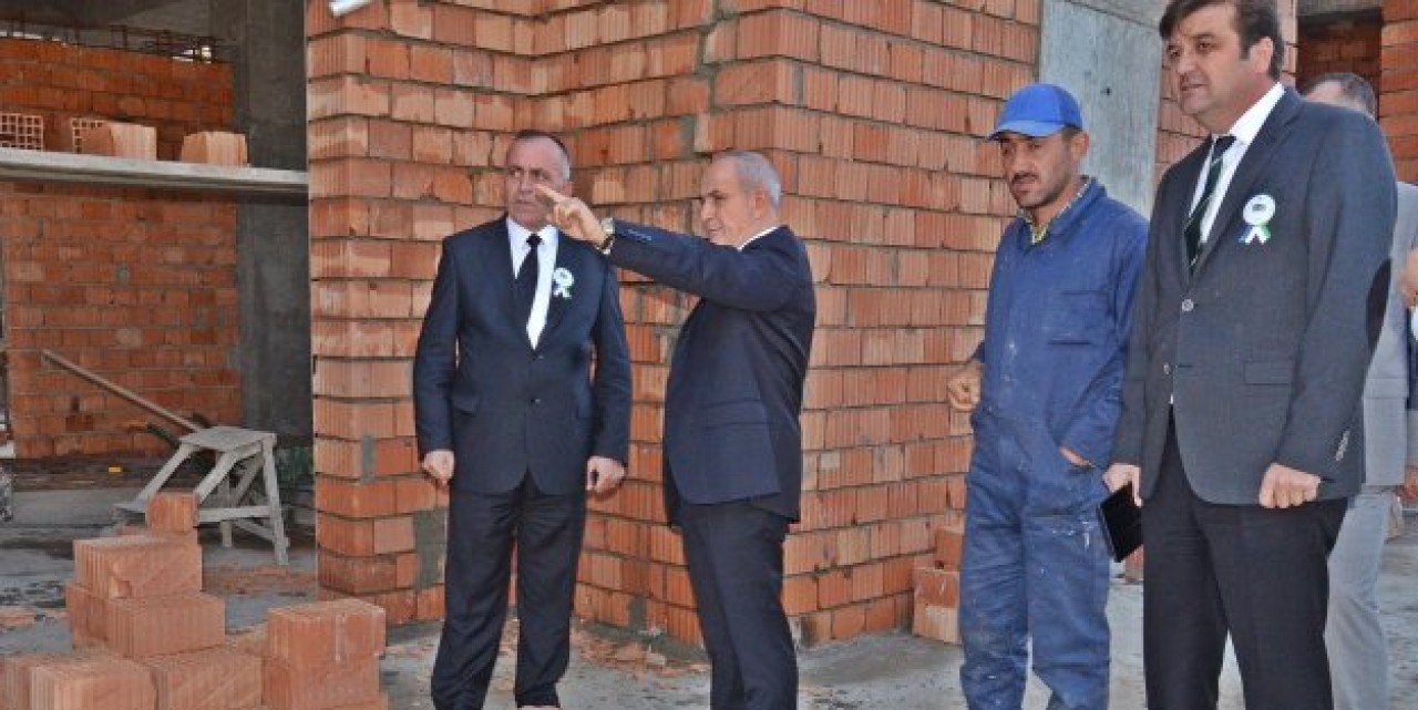 Yahya Çavuş Camii gün sayıyor