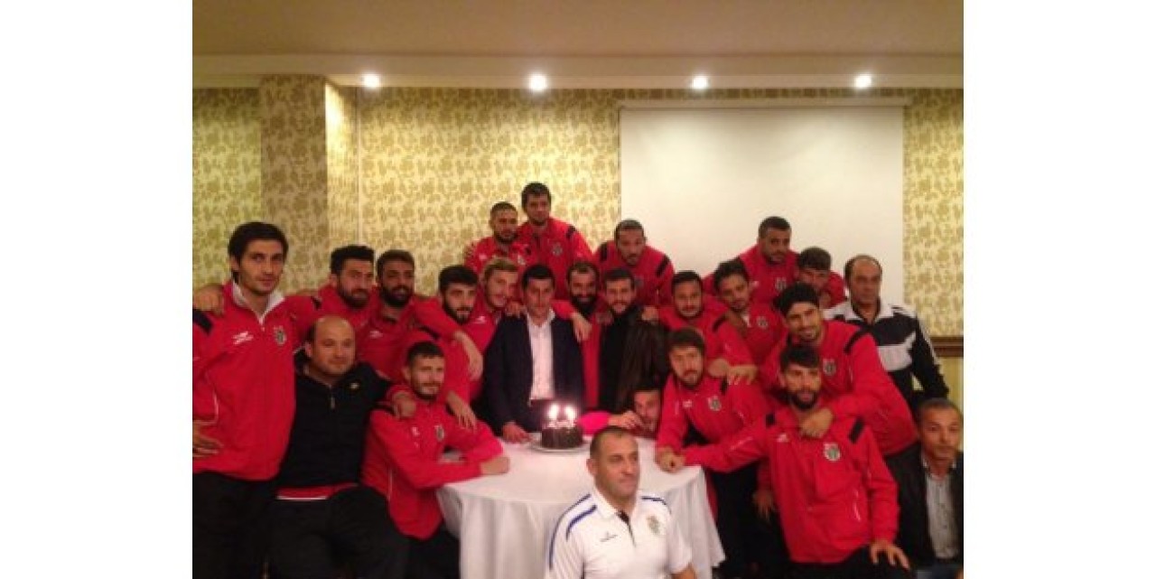 Eyüboğlu’na doğum günü sürprizi