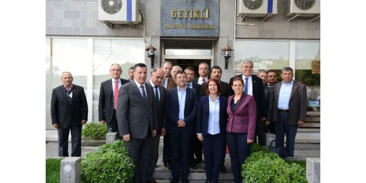 Benli kardeş Geyikli Belediyesi'ni ziyaret etti