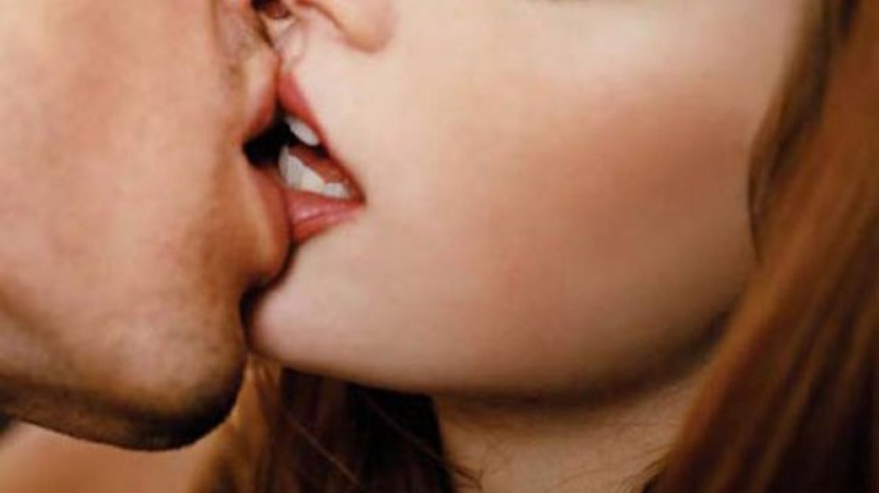 Bir öpücükte 80 milyon bakteri var