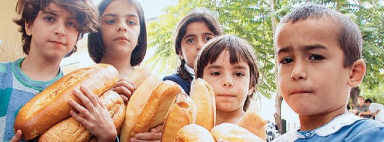 Yoksulluk sınırı 3 bin 990 lira!