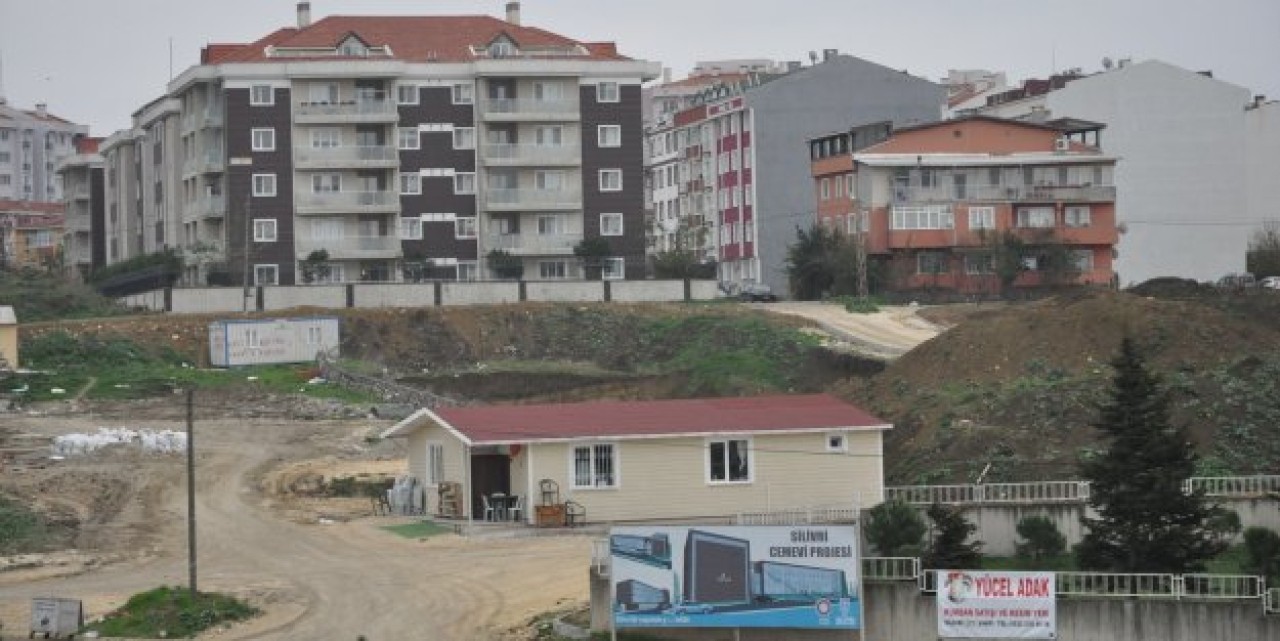 CEMEVİ İNŞAATI KADERİNE TERK EDİLDİ