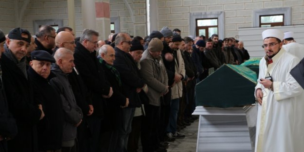 Akgün, Doğan ve Yeşilay ailelerinin acısını paylaştı