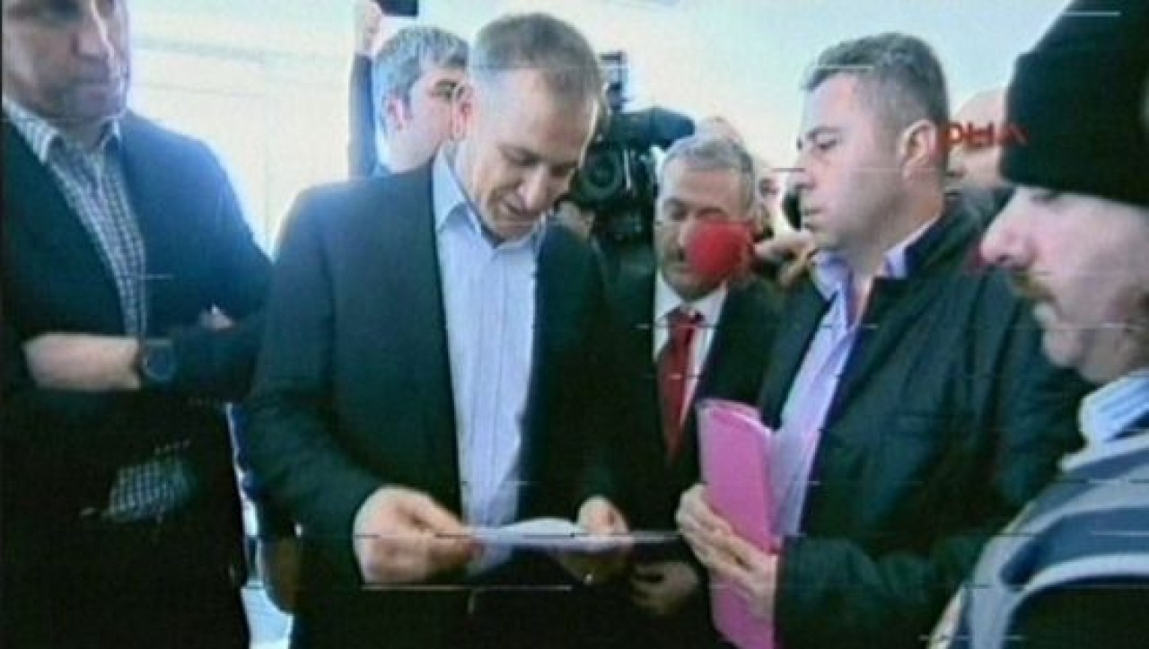 Ekrem Dumanlı gözaltına alındı