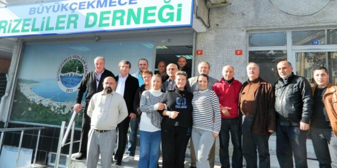 Hiçbir partinin arka bahçesi değiliz