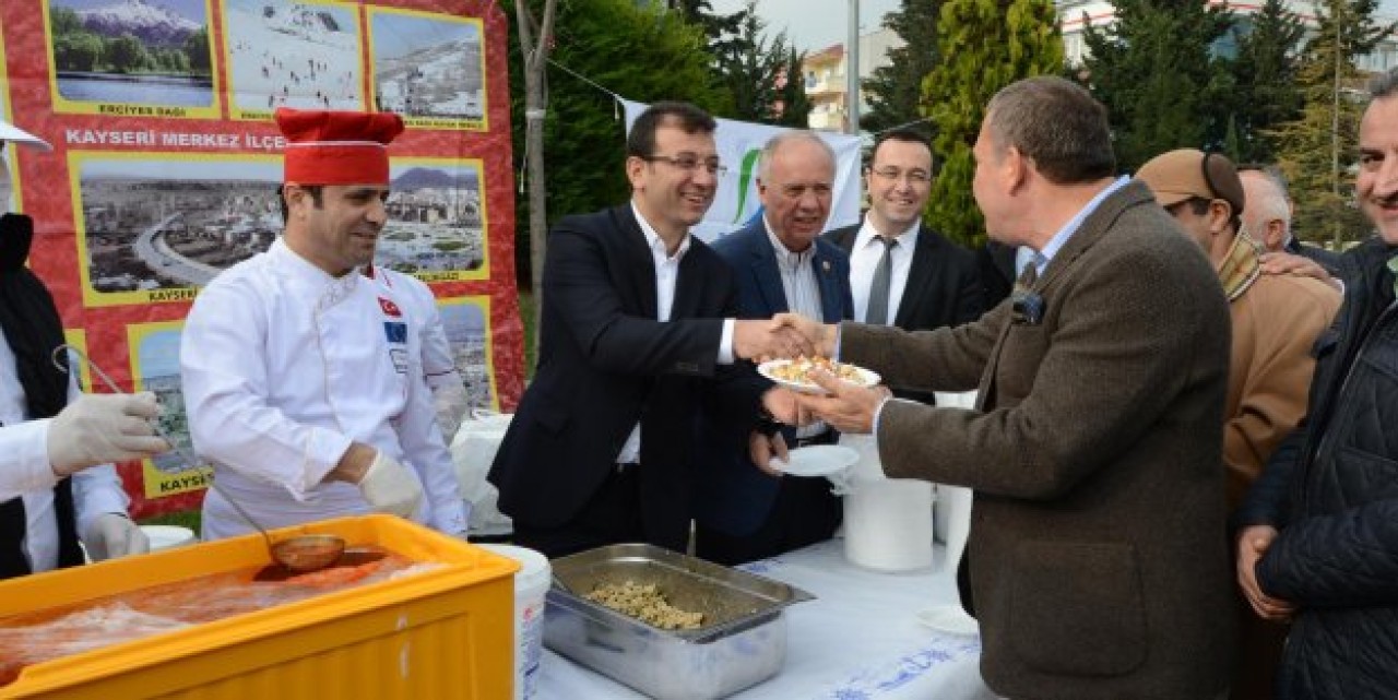 Kayserililer Mantıyı Beylikdüzü'nde Yedi