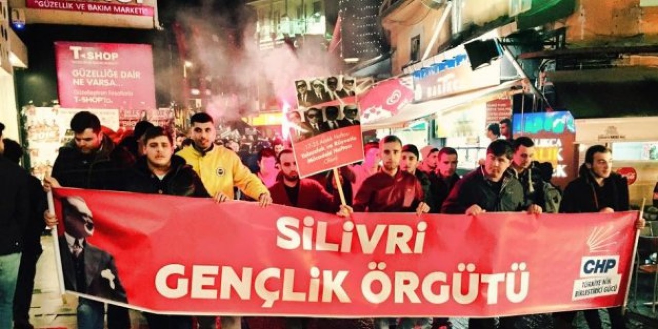 CHP’li Gençlerden 17 Aralık protestosu