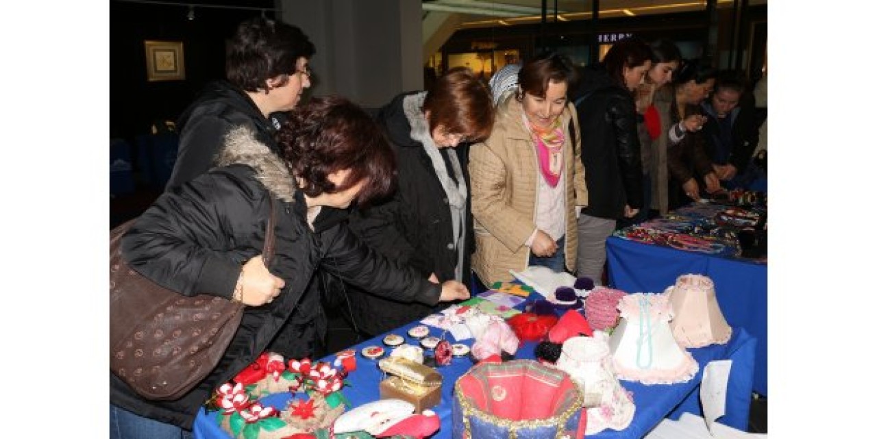 Halk Akademisi'nden hediyelik yeni yıl sergisi