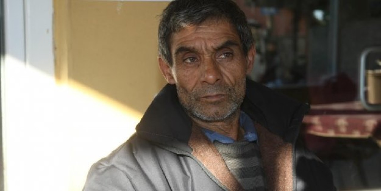 Orman köylüsü bir dal oduna muhtaç