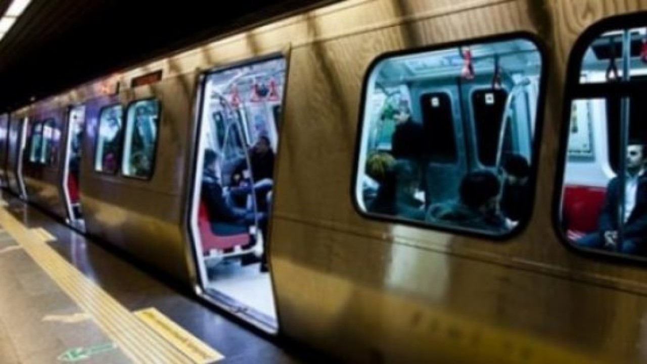 İstanbul'da metro seferi yapılamıyor