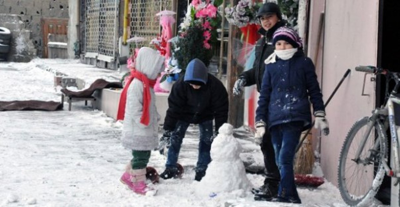 9 Ocak Cuma İstanbul'da okullar tatil mi?