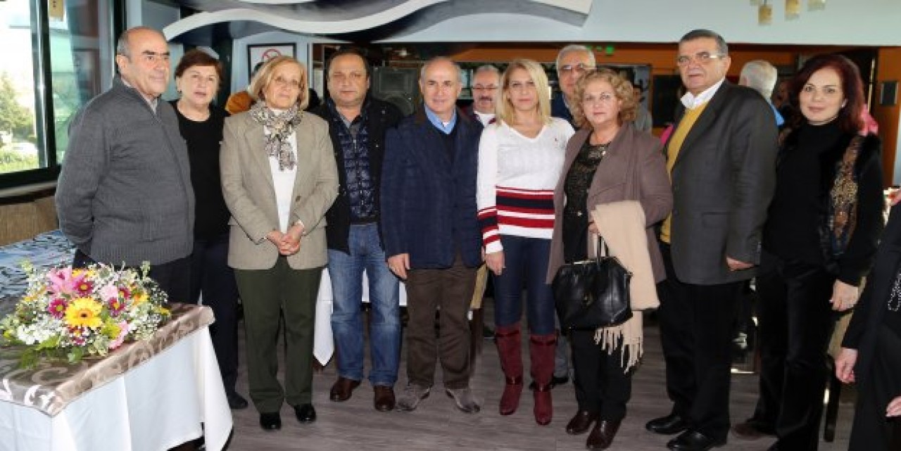 Feribot kazazadeleri Akgün ile buluştu