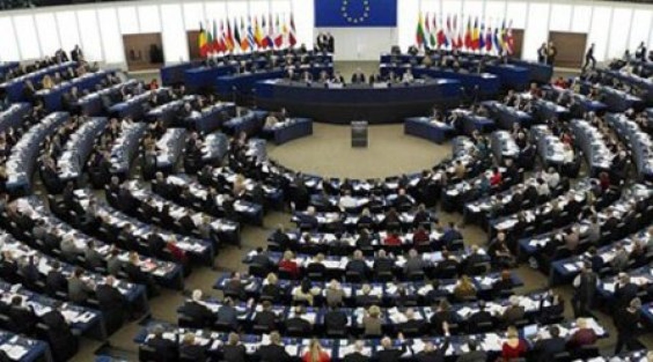 Türkiye için kritik oylama bugün, Davutoğlu da gidiyor