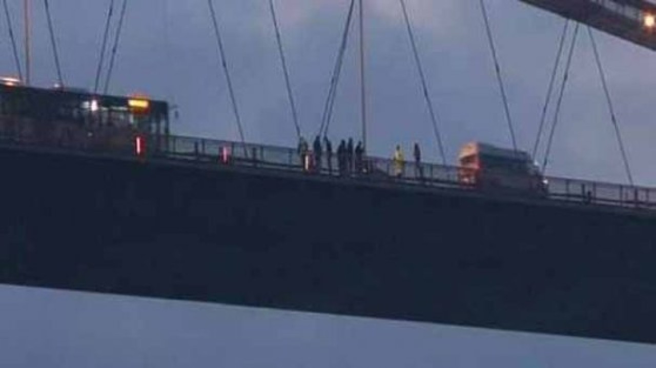 Boğaziçi Köprüsü'nde intihar girişimi