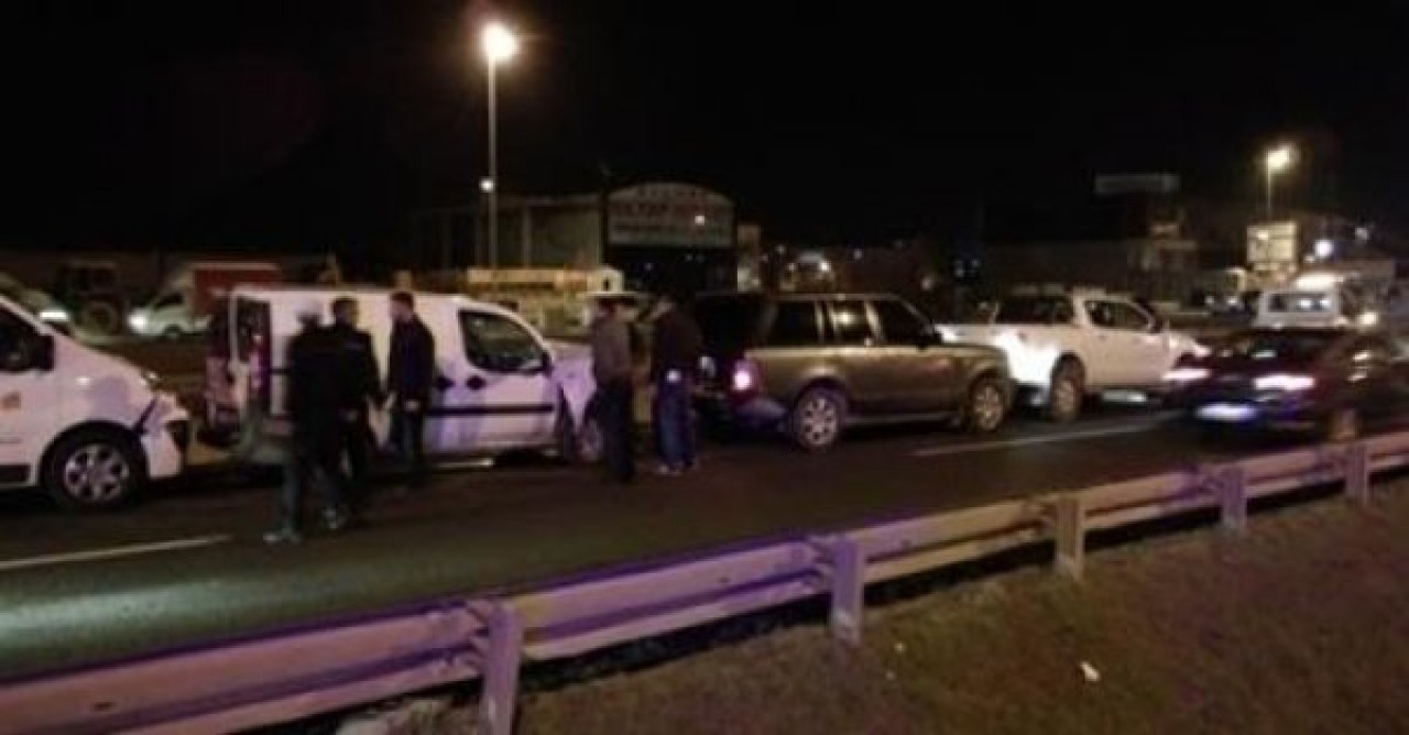 D-100 Karayolunda Zincirleme Kaza: 3 Yaralı