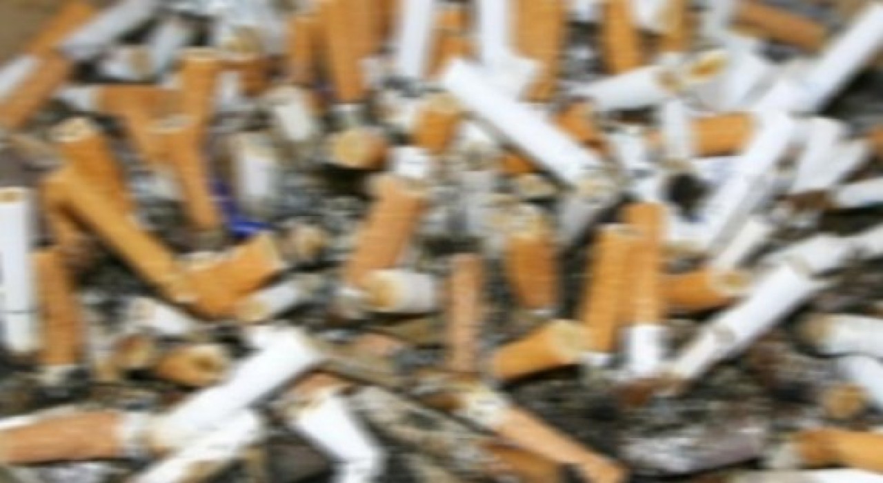 Sigara artık kapı önünde de yasak