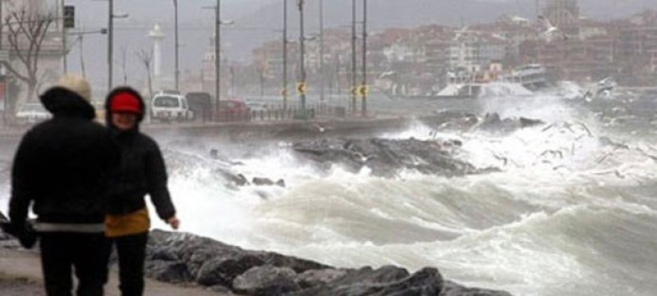 Fırtına kapıda, uçak seferleri iptal!