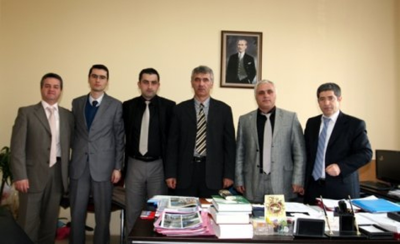 Ustalar belgeli olacak