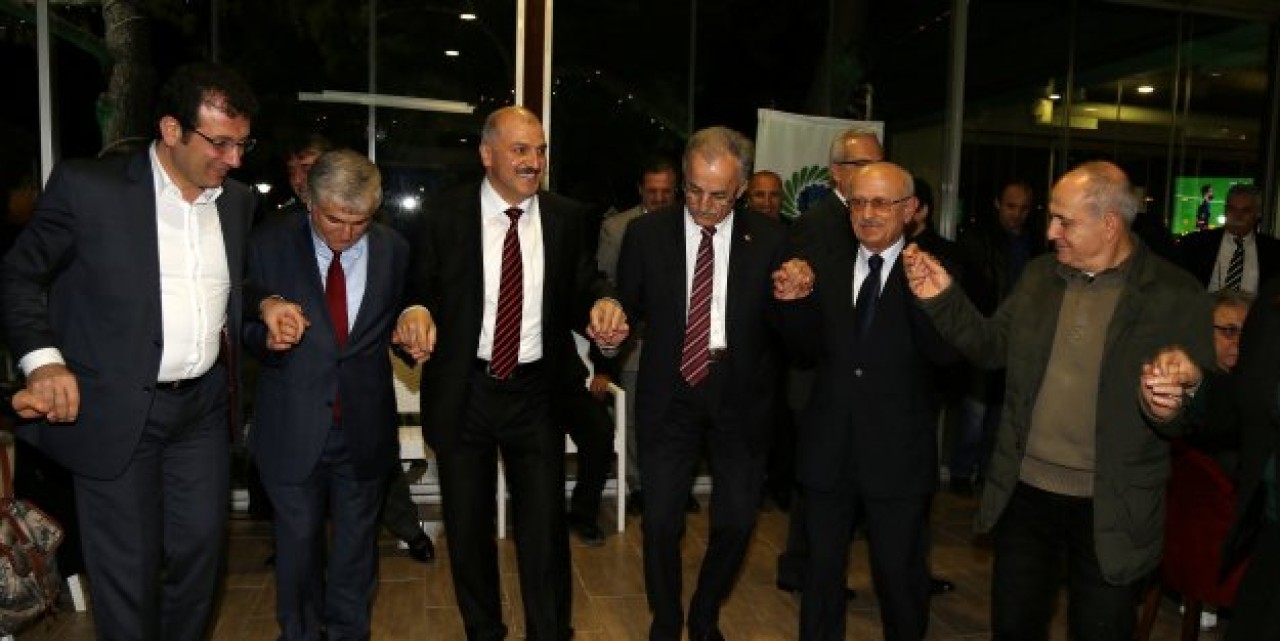 Kurtlarını döktüler